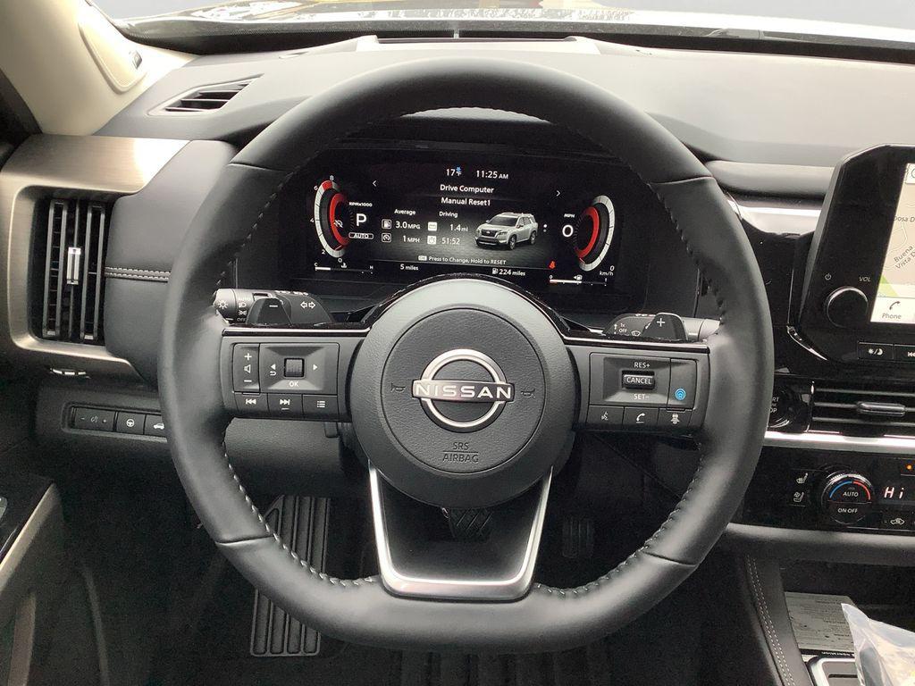 new 2025 Nissan Pathfinder car, priced at $44,032