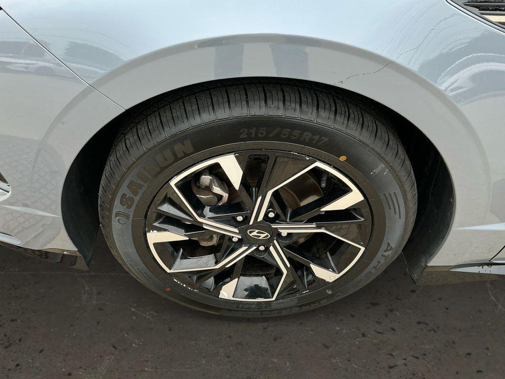 used 2025 Hyundai Sonata car, priced at $22,784