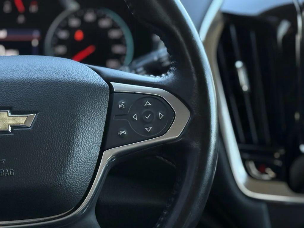 used 2021 Chevrolet Traverse car, priced at $18,997