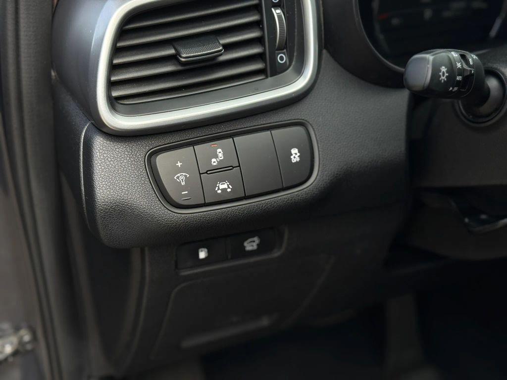 used 2019 Kia Sorento car, priced at $9,997