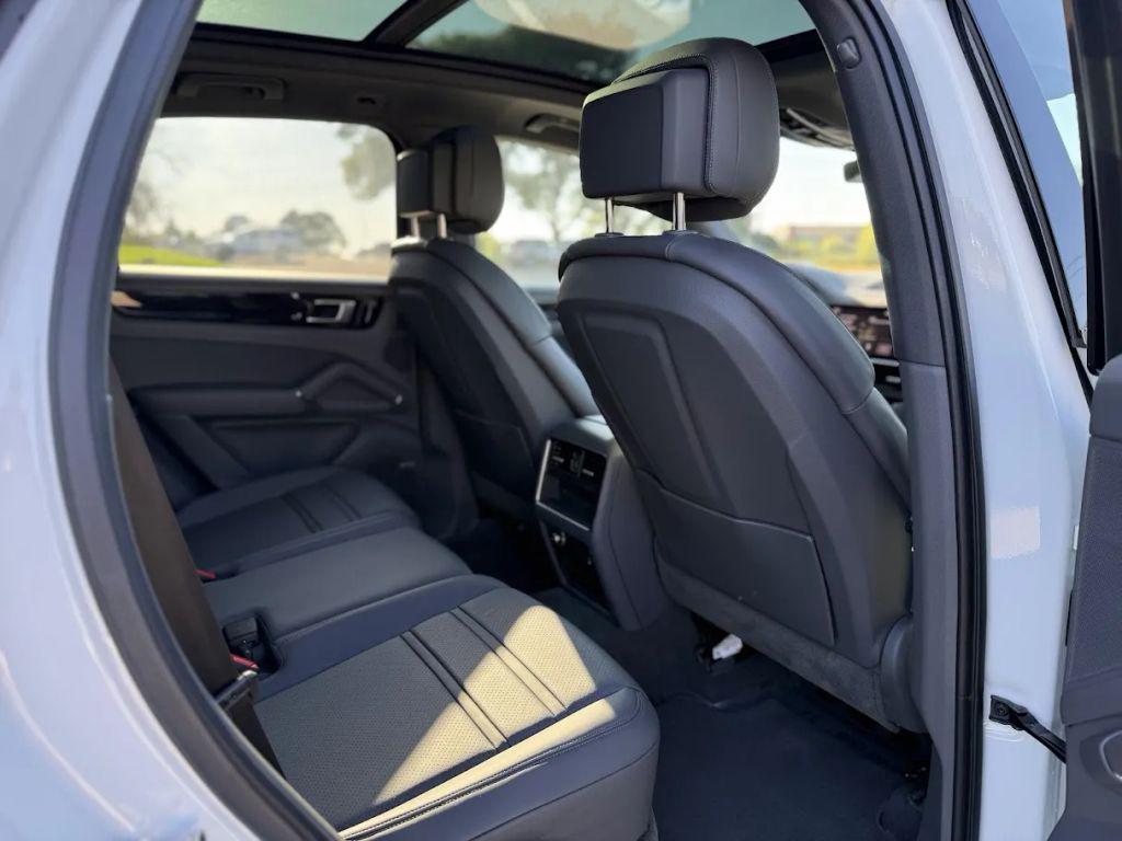 used 2021 Porsche Cayenne car, priced at $37,997