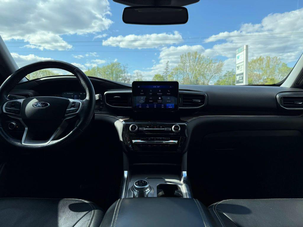 used 2022 Ford Explorer car, priced at $21,997