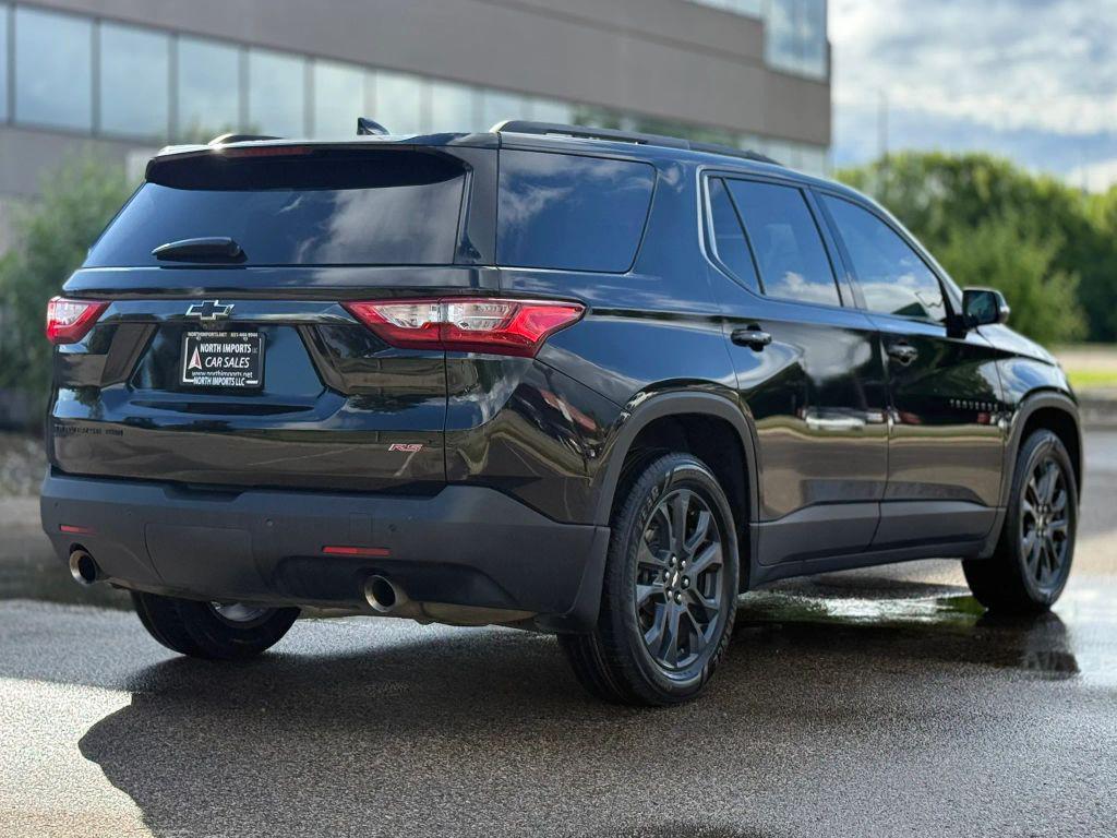 used 2021 Chevrolet Traverse car, priced at $20,697