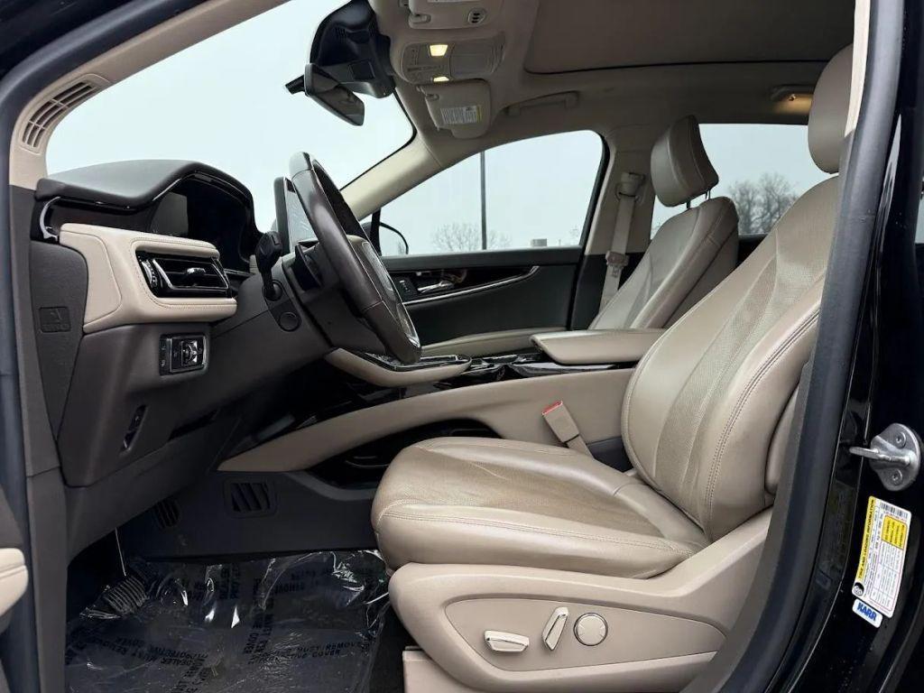 used 2021 Lincoln Nautilus car, priced at $23,497