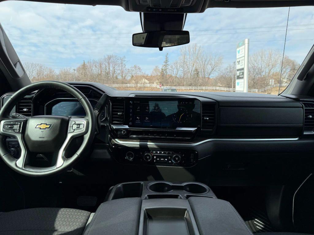used 2024 Chevrolet Silverado 1500 car, priced at $35,997