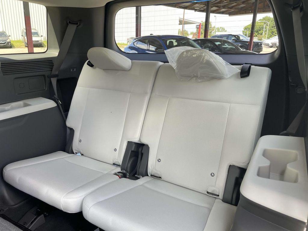 new 2026 Hyundai SANTA FE HEV car, priced at $40,348