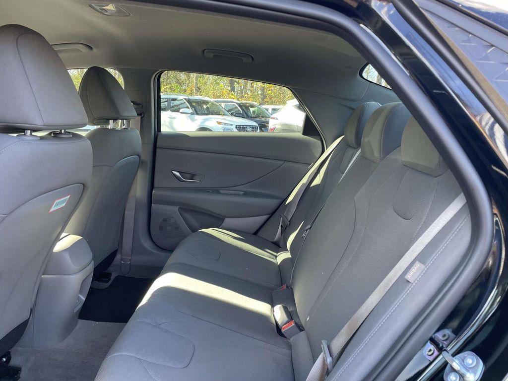 new 2025 Hyundai Elantra car, priced at $20,313