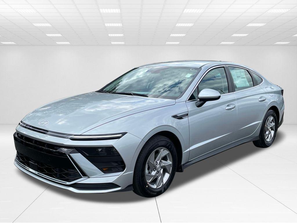 new 2025 Hyundai Sonata car, priced at $25,256