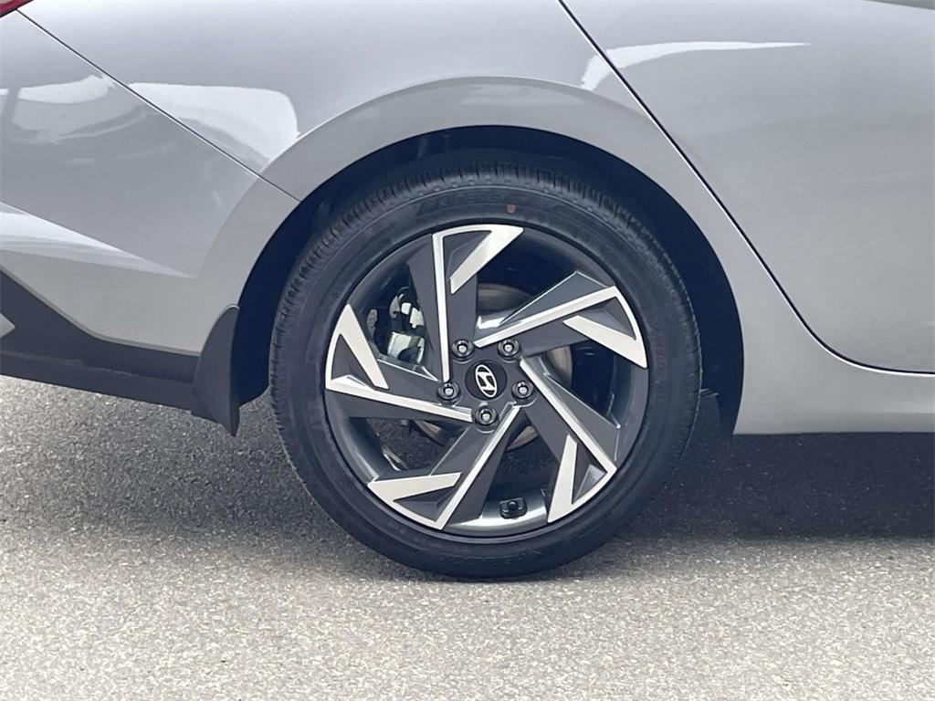 new 2026 Hyundai ELANTRA HEV car, priced at $31,047