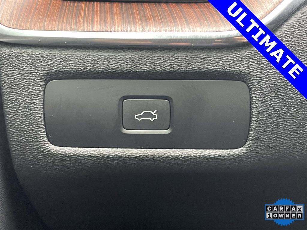 used 2023 Volvo XC60 car, priced at $32,988