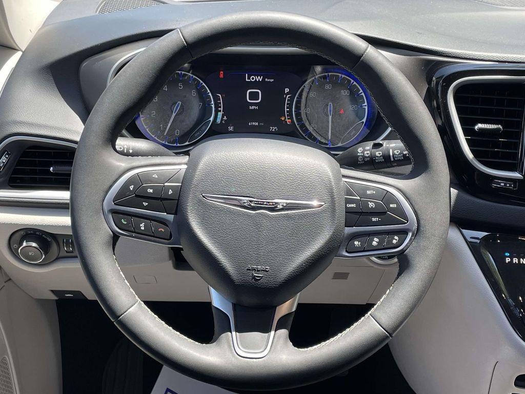 used 2023 Chrysler Pacifica car, priced at $24,887