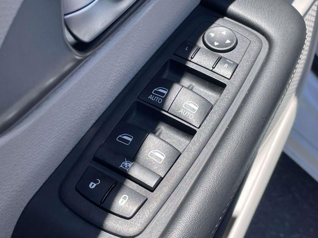 used 2023 Chrysler Pacifica car, priced at $24,887