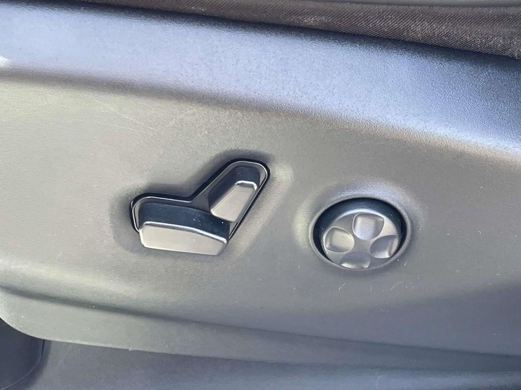 used 2023 Chrysler Pacifica car, priced at $24,887