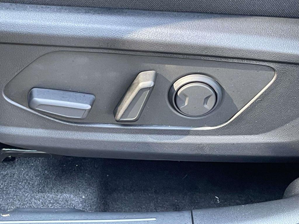 new 2026 Hyundai TUCSON Hybrid car, priced at $35,197