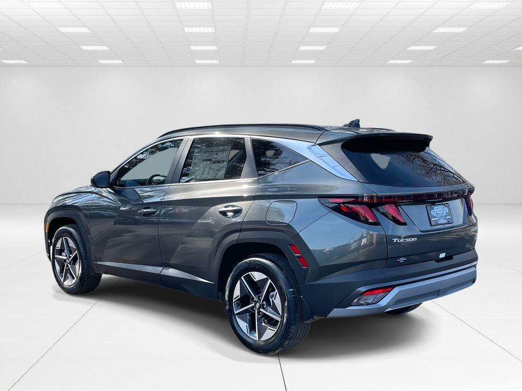 new 2026 Hyundai TUCSON Hybrid car, priced at $35,197