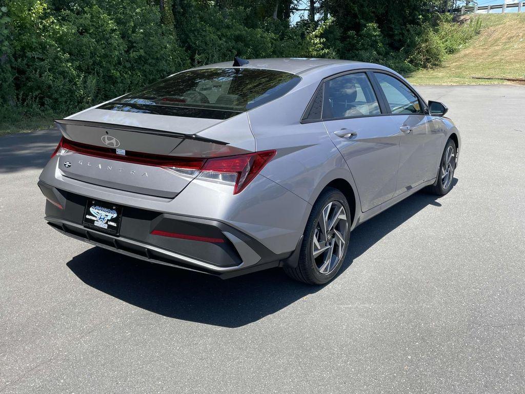 new 2025 Hyundai Elantra car, priced at $20,834