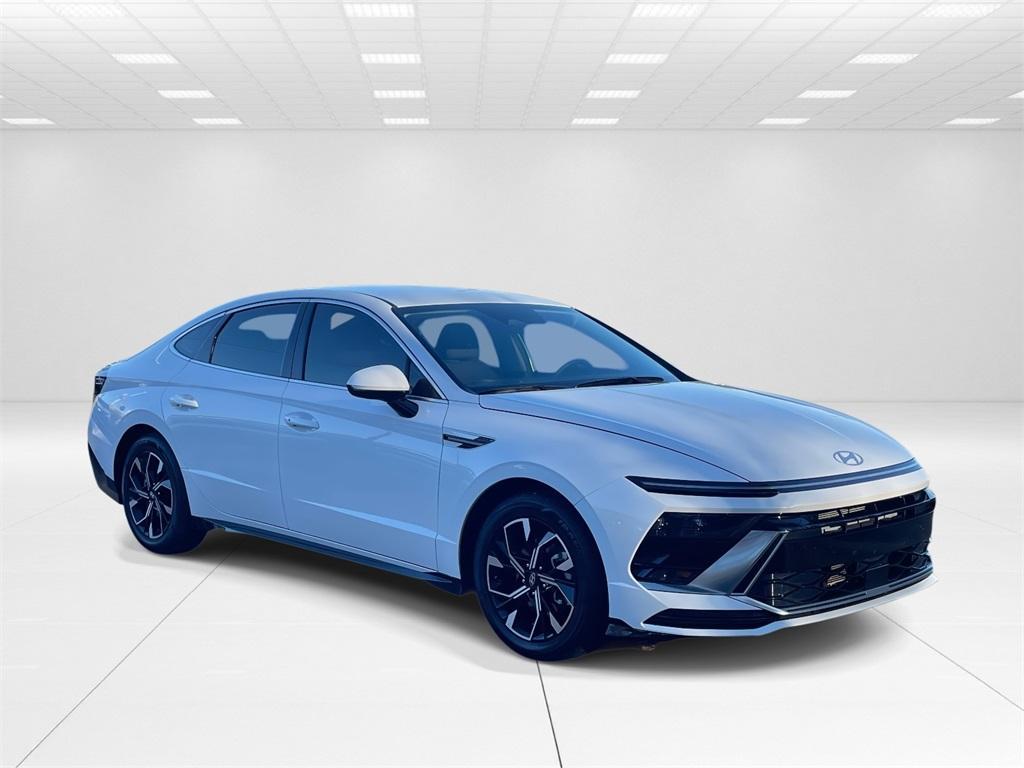 used 2024 Hyundai Sonata car, priced at $21,976