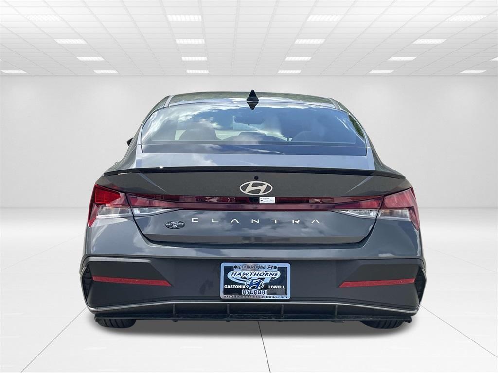 new 2025 Hyundai Elantra car, priced at $20,421