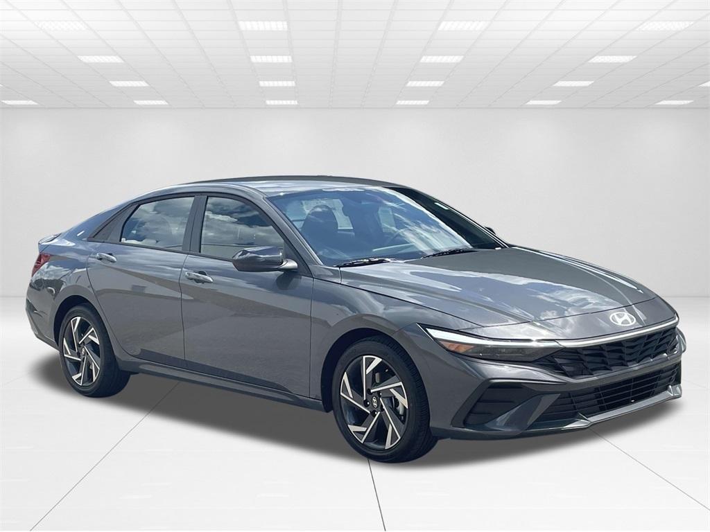new 2025 Hyundai Elantra car, priced at $21,921