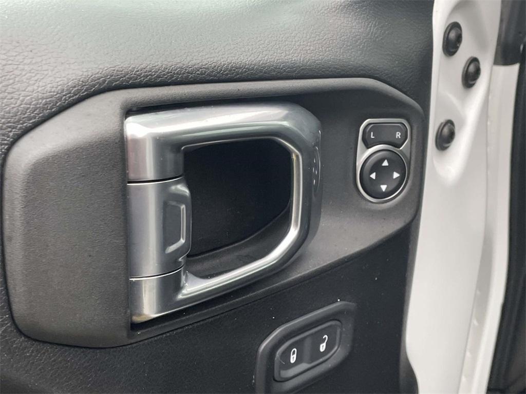 used 2023 Jeep Gladiator car, priced at $30,945