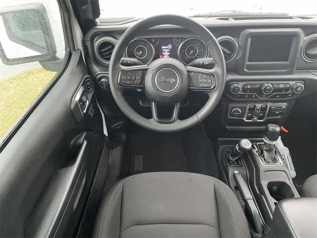 used 2023 Jeep Gladiator car, priced at $30,945