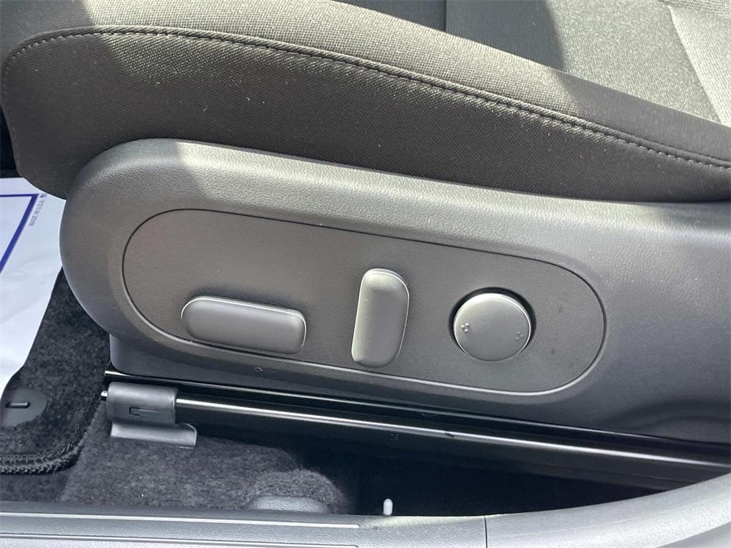 new 2025 Hyundai Kona car, priced at $26,217