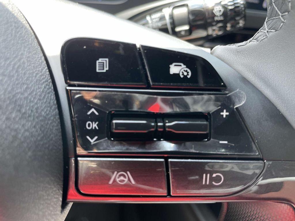 new 2025 Hyundai Elantra car, priced at $20,867