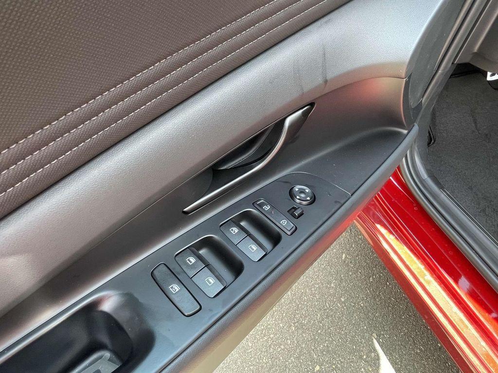 new 2025 Hyundai Elantra car, priced at $20,867
