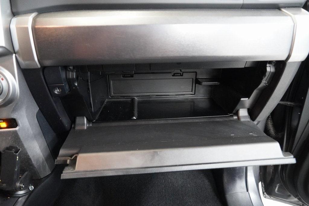 2016 Magnetic Gray Metallic Toyota 4Runner