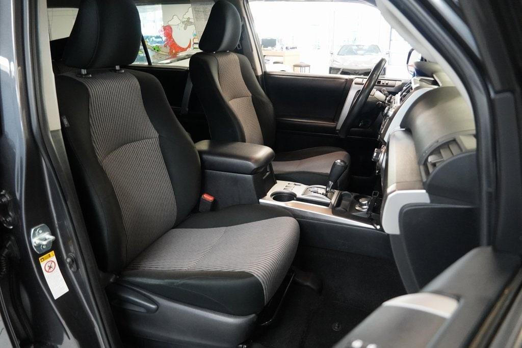 2016 Magnetic Gray Metallic Toyota 4Runner