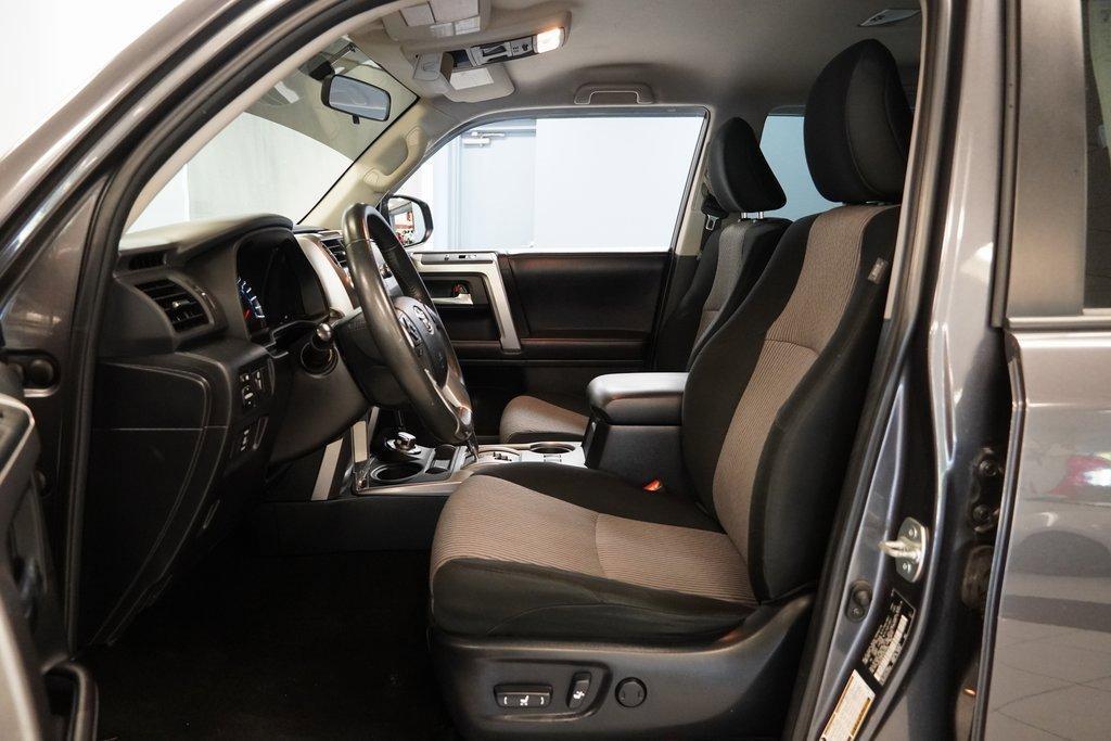 2016 Magnetic Gray Metallic Toyota 4Runner