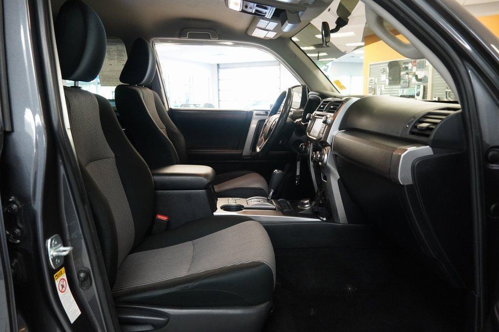 2016 Magnetic Gray Metallic Toyota 4Runner