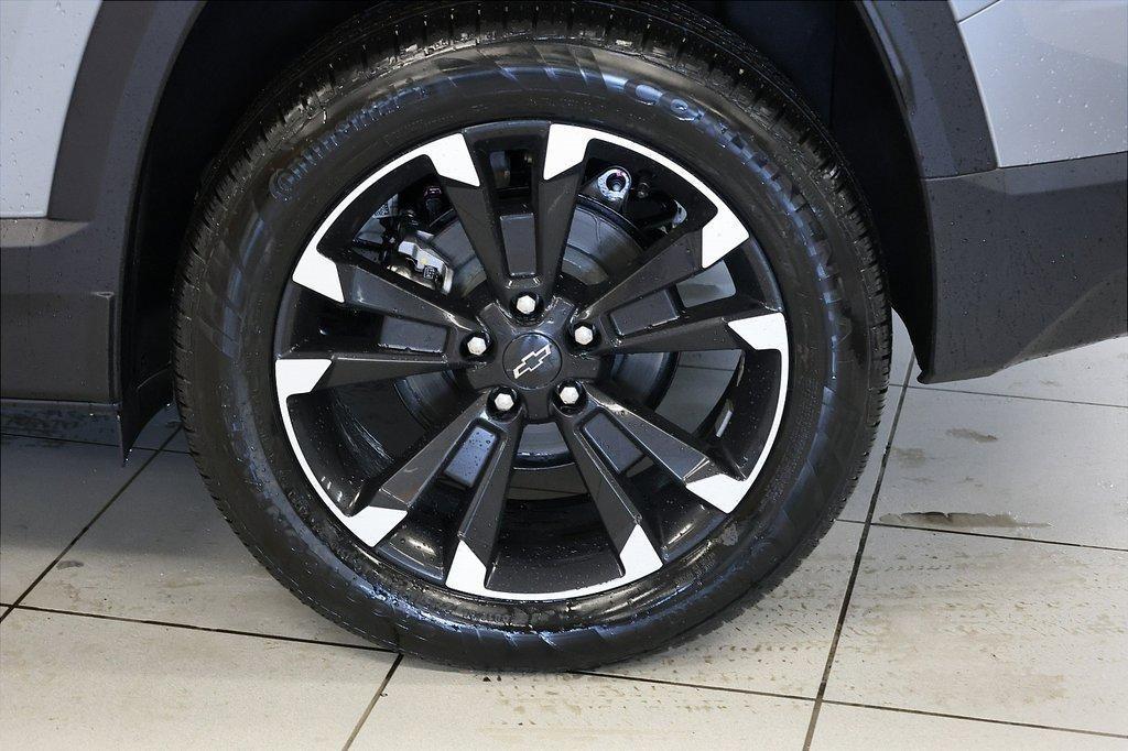 new 2026 Chevrolet Equinox car, priced at $32,060