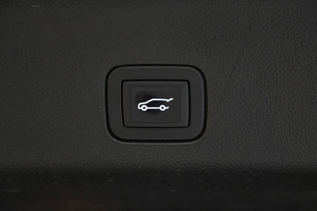 used 2025 Chevrolet Suburban car, priced at $72,995