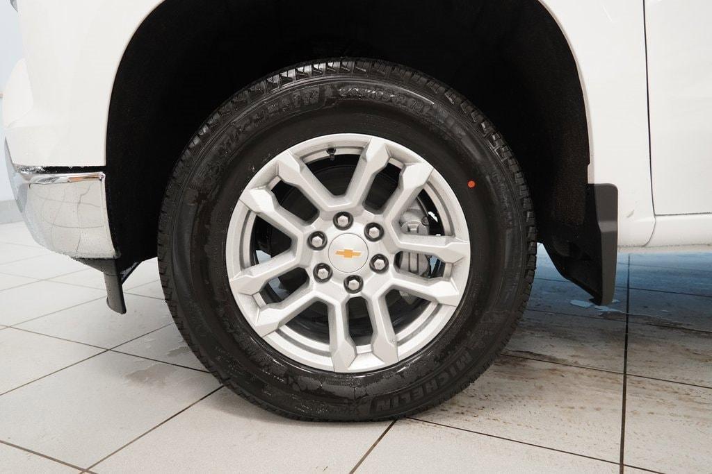 new 2026 Chevrolet Silverado 1500 car, priced at $42,599