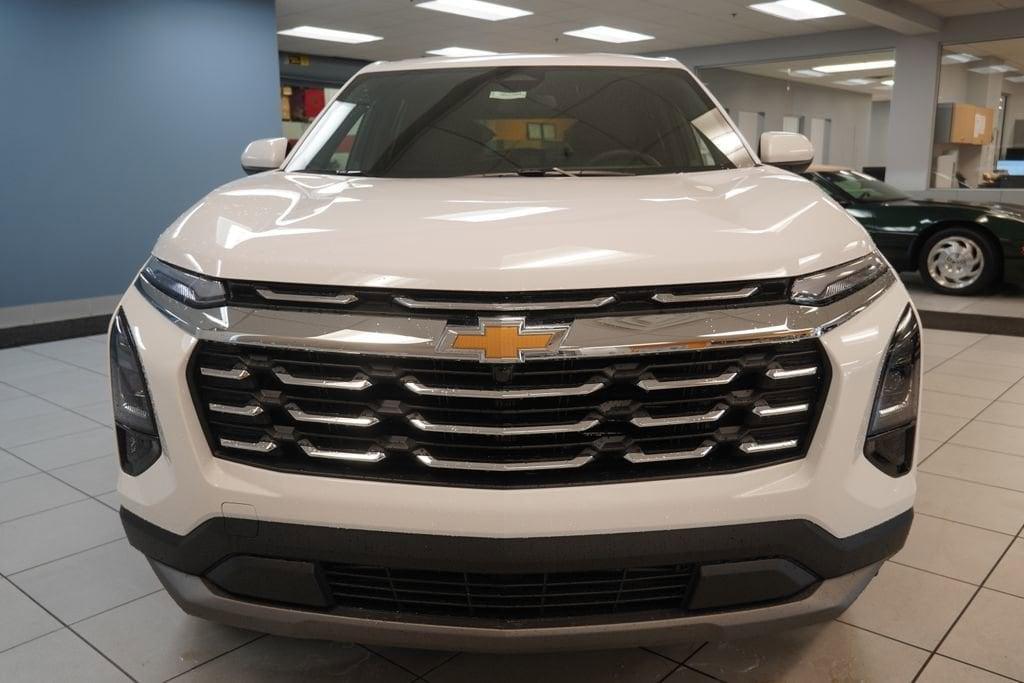 new 2026 Chevrolet Equinox car, priced at $31,804