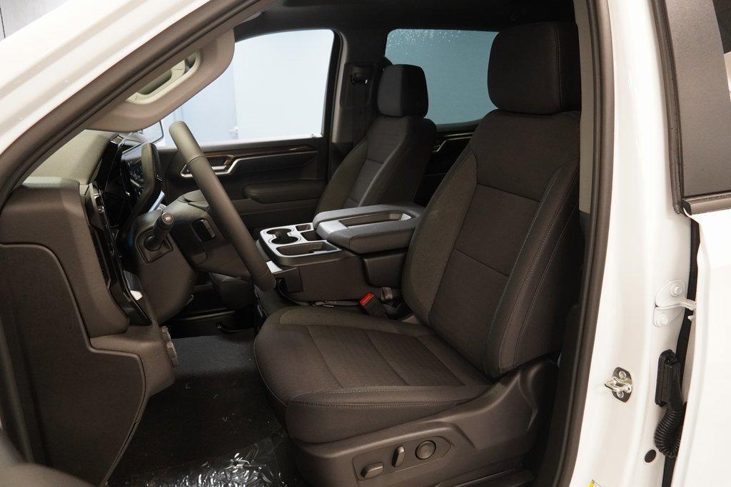 new 2026 Chevrolet Silverado 1500 car, priced at $43,190