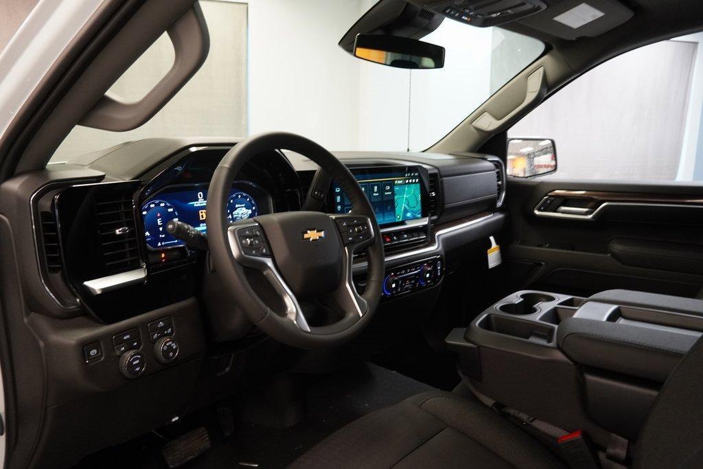 new 2026 Chevrolet Silverado 1500 car, priced at $43,190