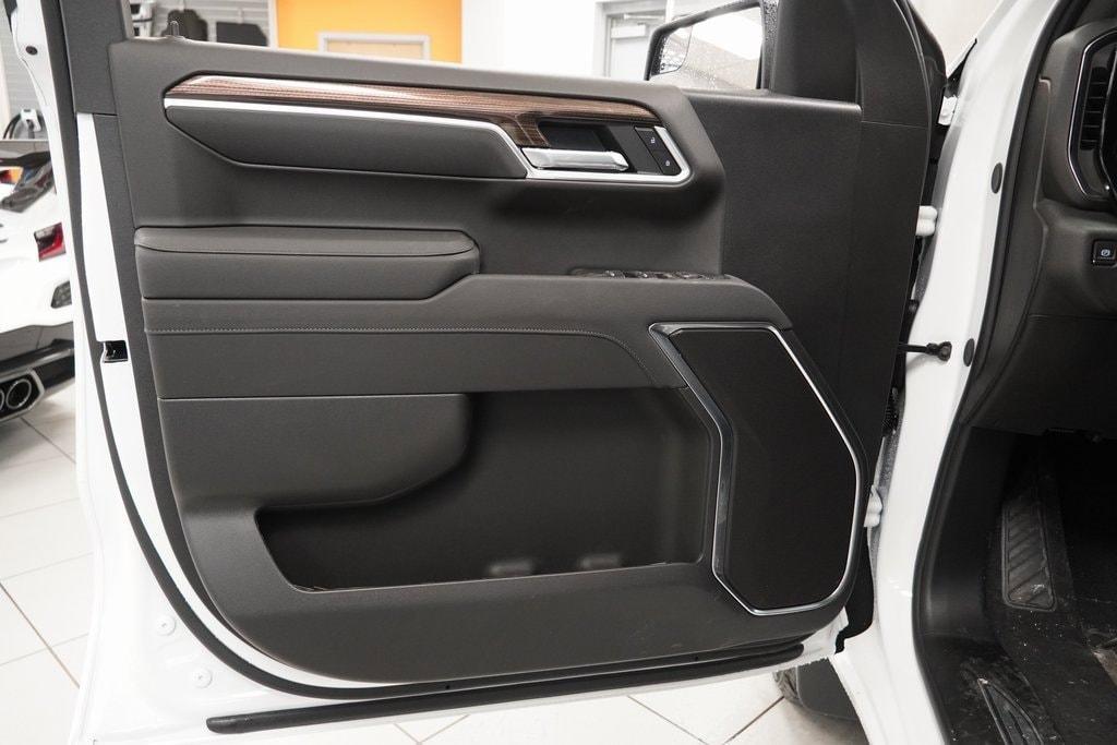 new 2026 Chevrolet Silverado 1500 car, priced at $43,190