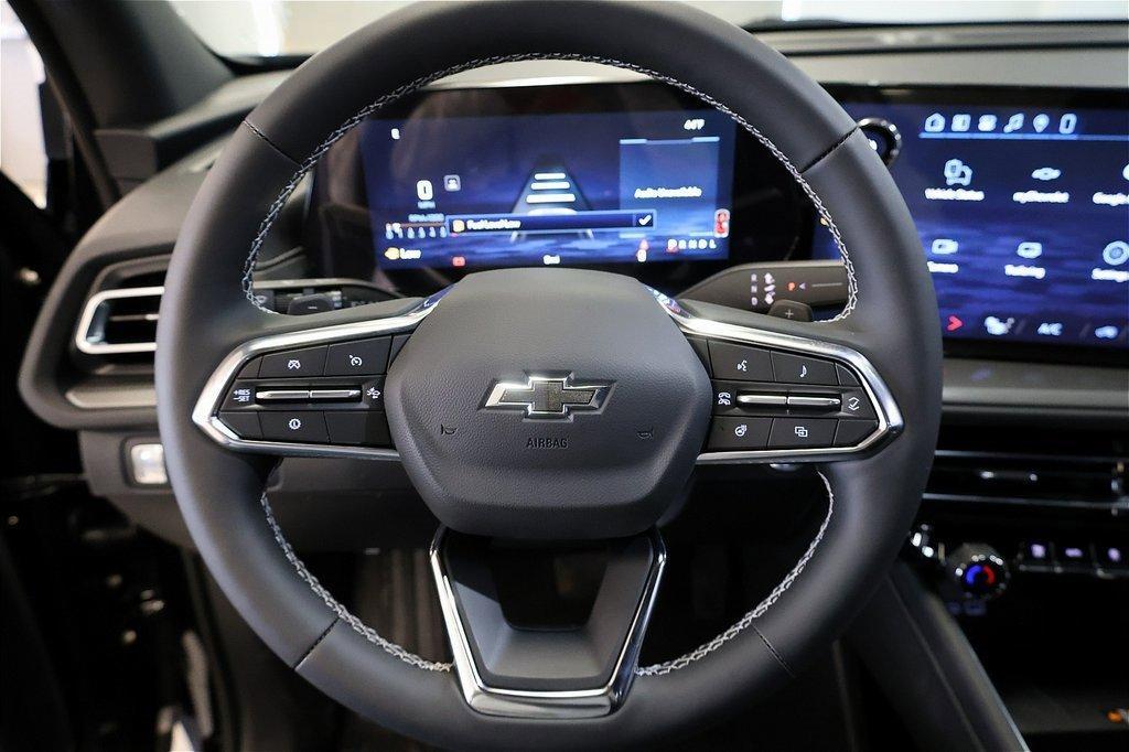 new 2026 Chevrolet Traverse car, priced at $40,305