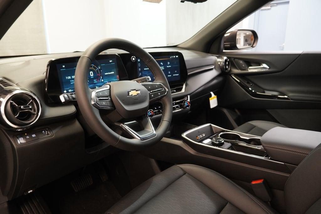 new 2026 Chevrolet Equinox car, priced at $33,192