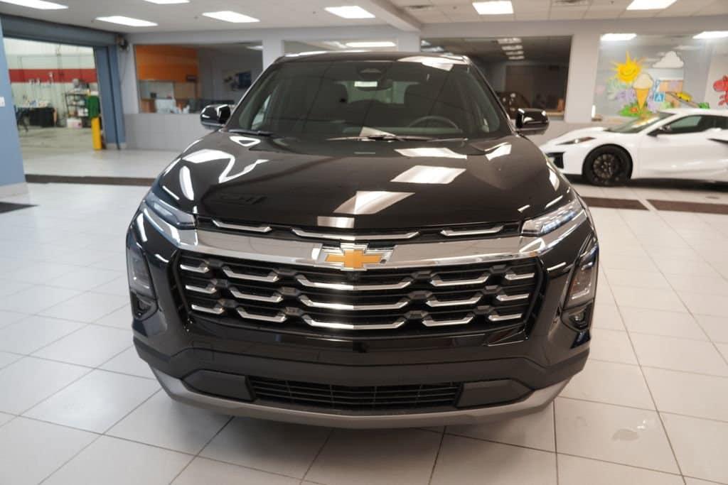 new 2026 Chevrolet Equinox car, priced at $33,192
