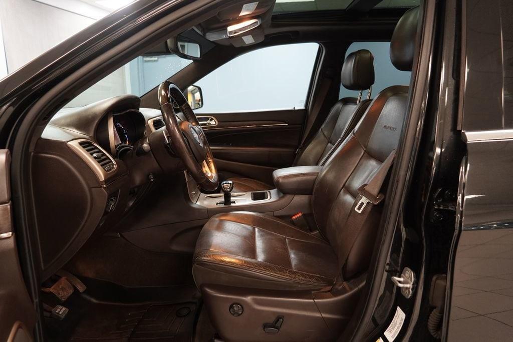 used 2014 Jeep Grand Cherokee car, priced at $9,805