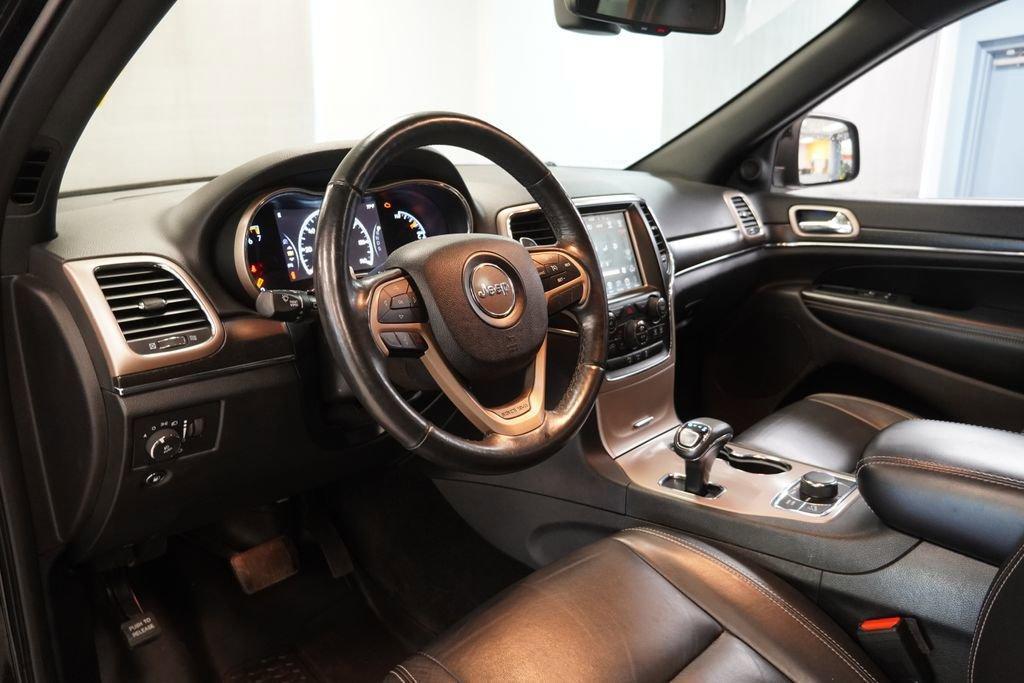 used 2015 Jeep Grand Cherokee car, priced at $13,700