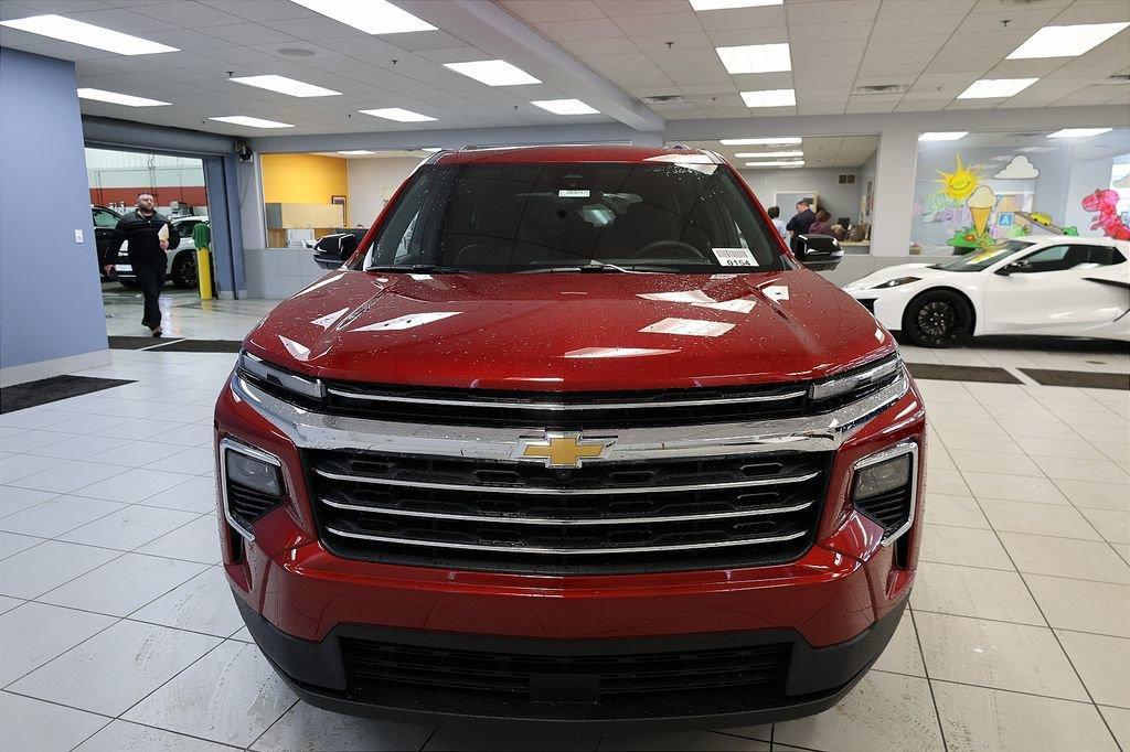 new 2026 Chevrolet Traverse car, priced at $43,229