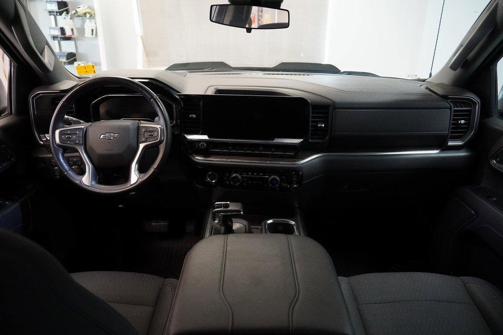 used 2023 Chevrolet Silverado 1500 car, priced at $43,998