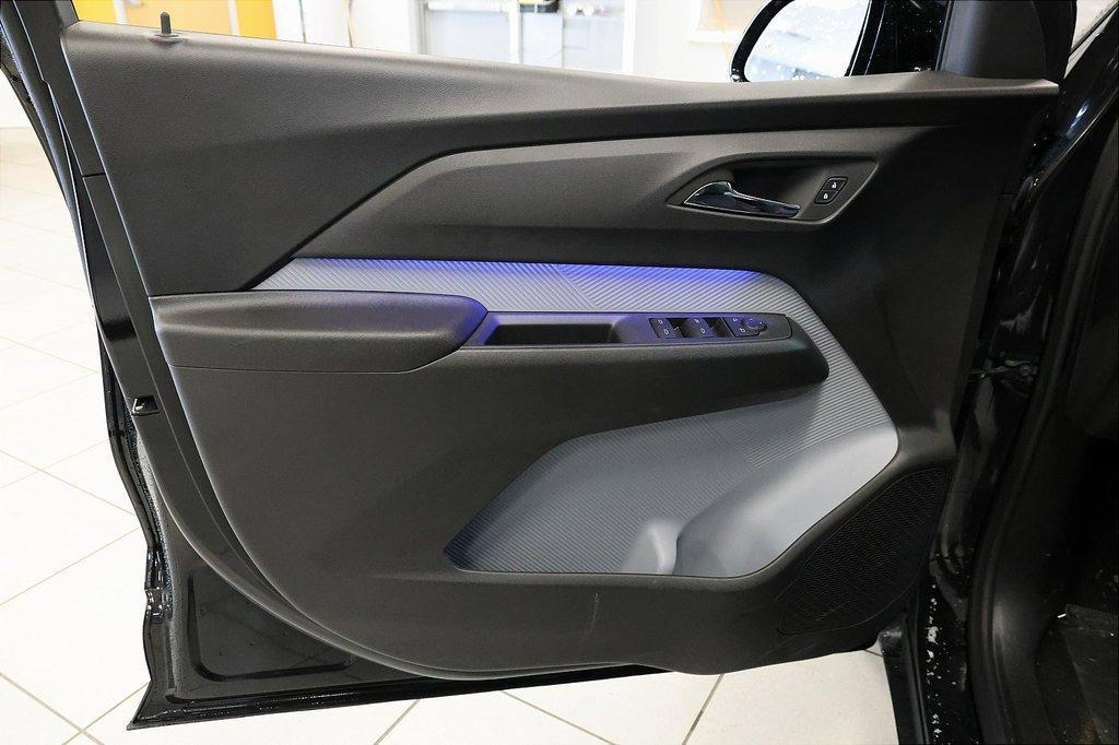 new 2027 Chevrolet Bolt car