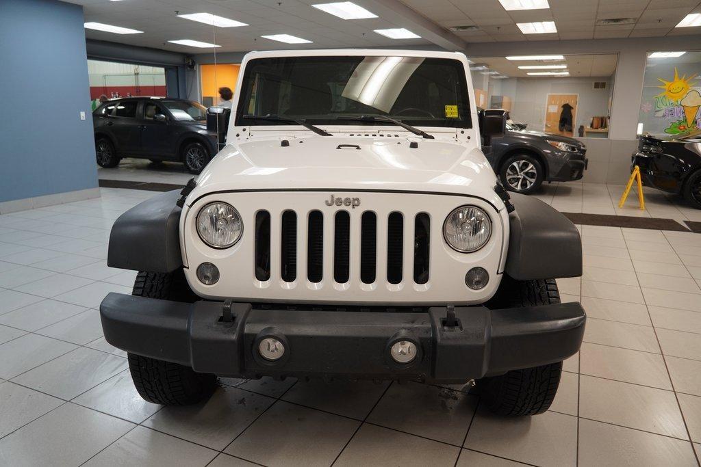 used 2015 Jeep Wrangler Unlimited car, priced at $13,400