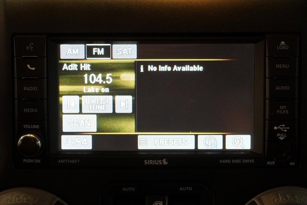 used 2015 Jeep Wrangler Unlimited car, priced at $13,400