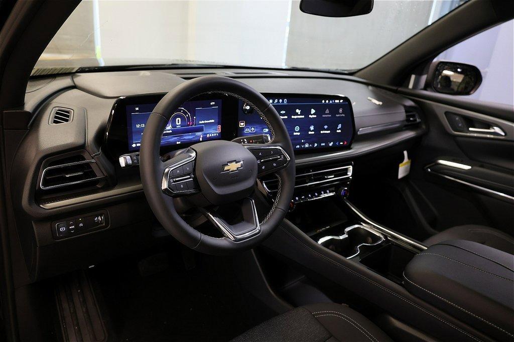 new 2026 Chevrolet Traverse car, priced at $40,218